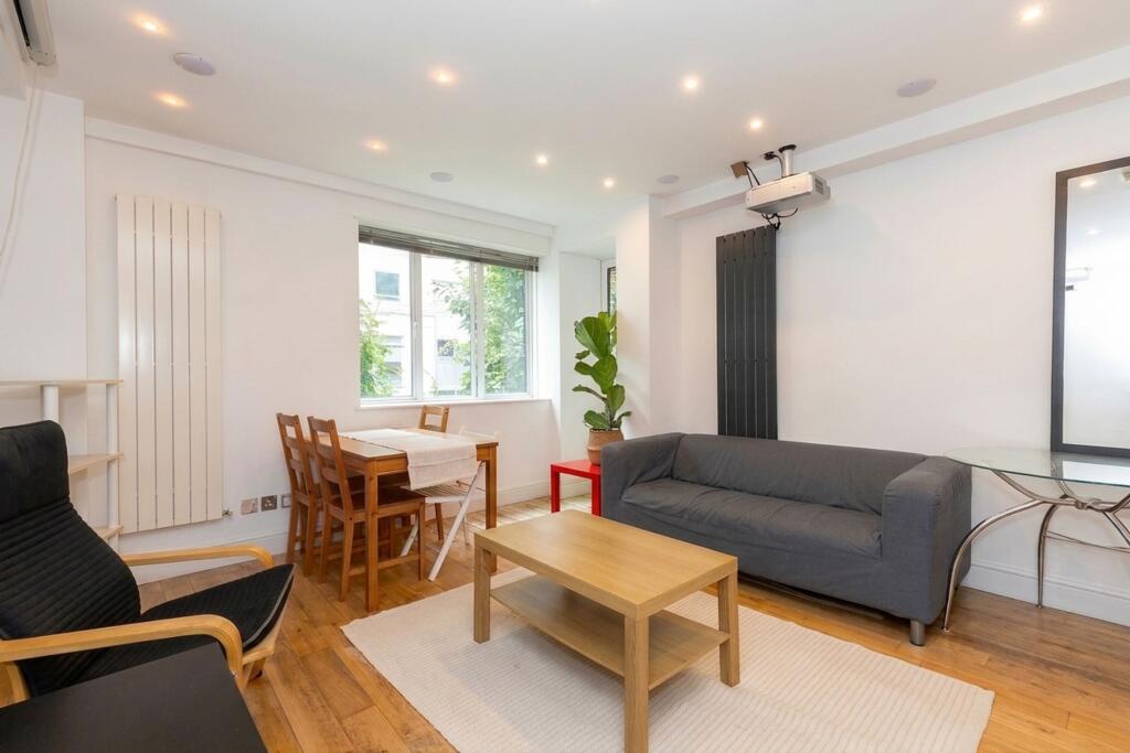 3 bed 1st Floor Flat for rent in Paddington. From Black katz - West Hampstead
