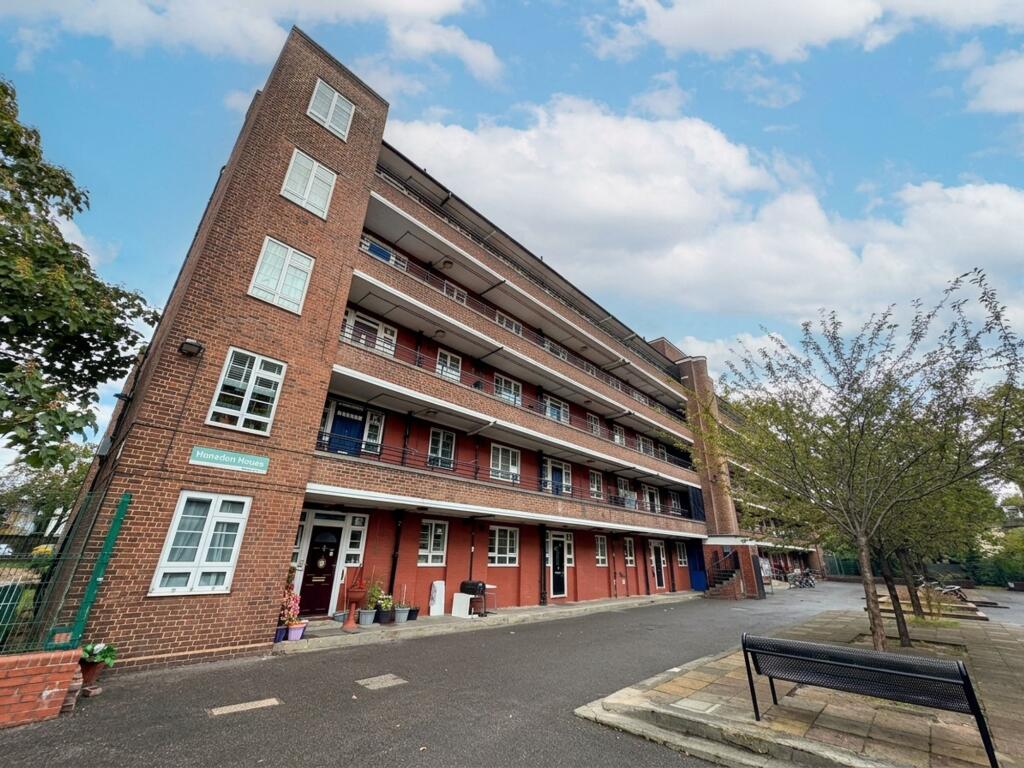 1 bed 1st Floor Flat for rent in Stoke Newington. From Knight Bishop