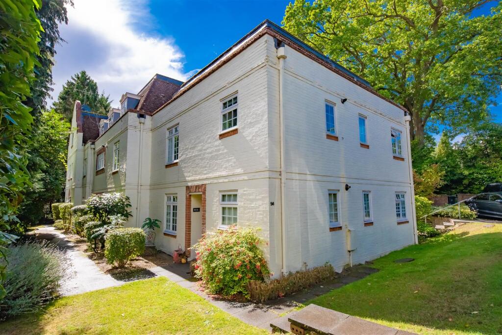 1 bed Apartment for rent in Lightwater. From Knights Property Services - Camberley