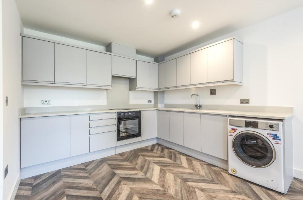 1 bed Apartment for rent in Camberley. From Knights Property Services - Camberley