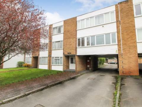 1 bed 1st Floor Flat for rent in Farnborough. From Knights Property Services - Camberley