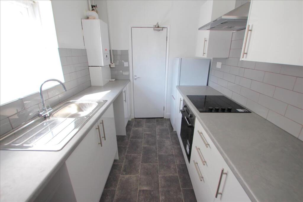 3 bed Detached for rent in Sewardstone. From Knights Residential