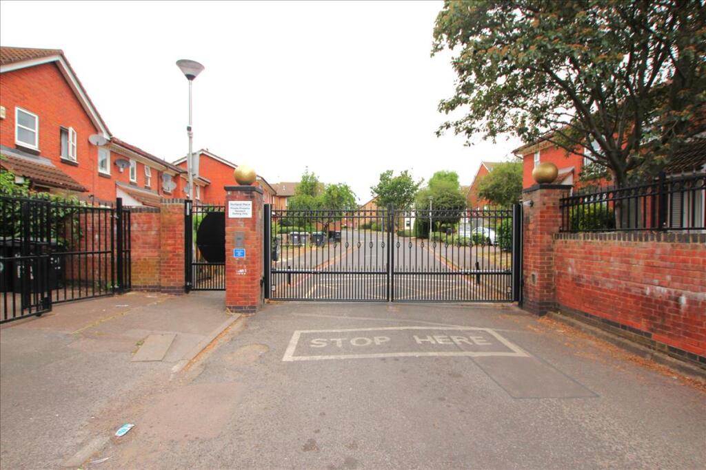 2 bed Not Specified for rent in London. From Knights Residential 2 bed Not Specified for rent in London. From Knights Residential
