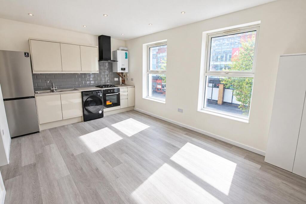 2 bed 1st Floor Flat for rent in London. From Knights Residential 2 bed 1st Floor Flat for rent in London. From Knights Residential