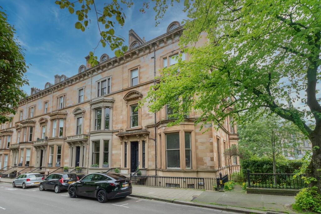 3 bed 1st Floor Flat for rent in Glasgow. From Clyde Property - Westend - Lettings