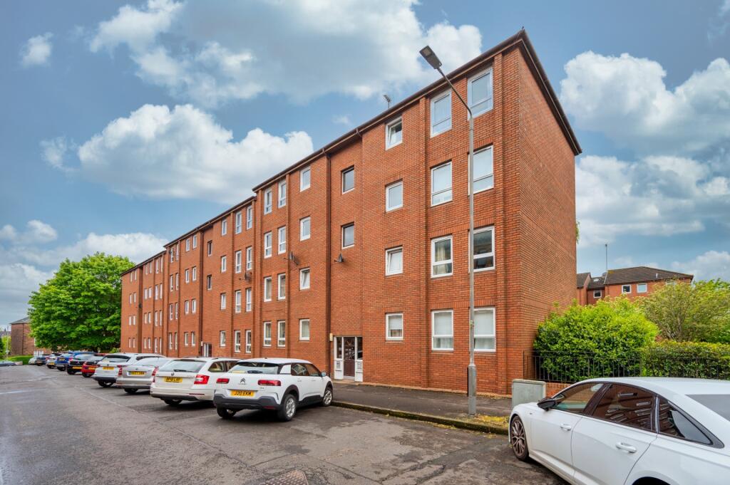1 bed 1st Floor Flat for rent in Bearsden. From Clyde Property - Westend - Lettings 1 bed 1st Floor Flat for rent in Bearsden. From Clyde Property - Westend - Lettings
