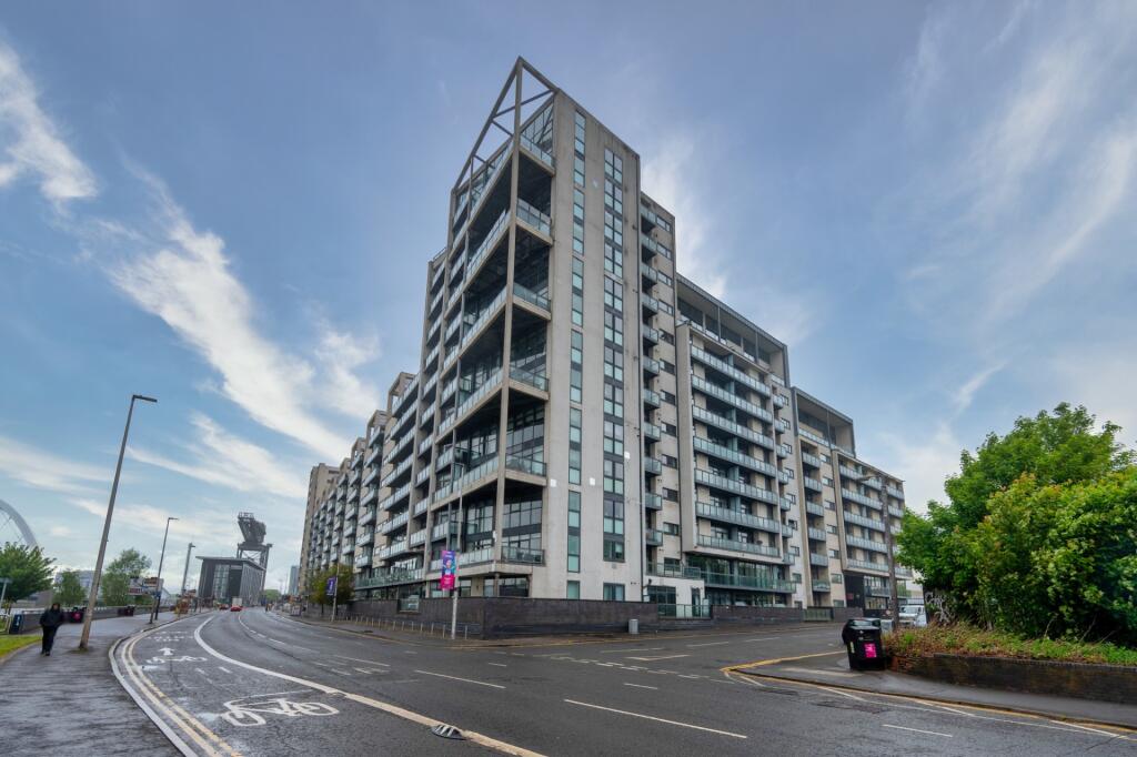 3 bed 1st Floor Flat for rent in Glasgow. From Clyde Property - Westend - Lettings