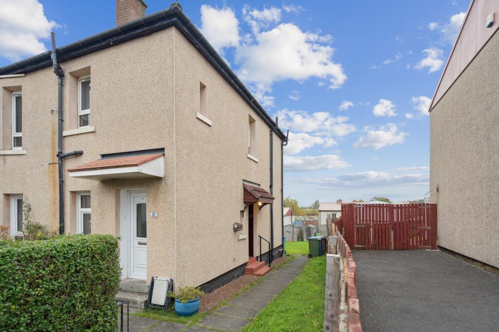 2 bed Apartment for rent in Bishopbriggs. From Clyde Property - Westend - Lettings