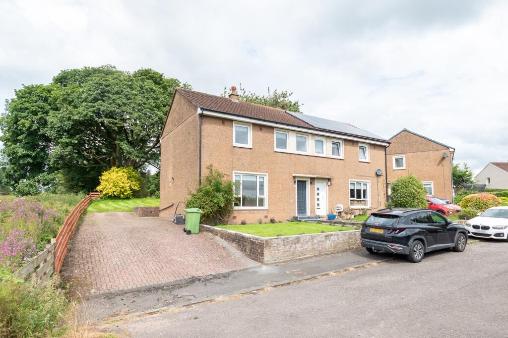 3 bed Semi-detached Villa for rent in Balmore. From Clyde Property - Westend - Lettings