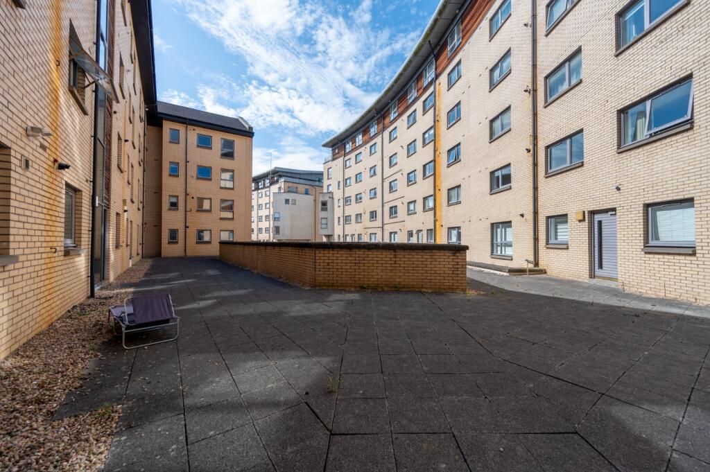 2 bed 1st Floor Flat for rent in Glasgow. From Clyde Property - Westend - Lettings