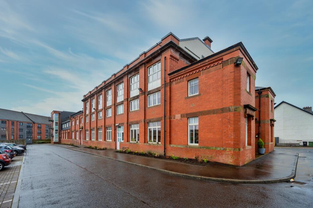1 bed 1st Floor Flat for rent in Bearsden. From Clyde Property - Westend - Lettings