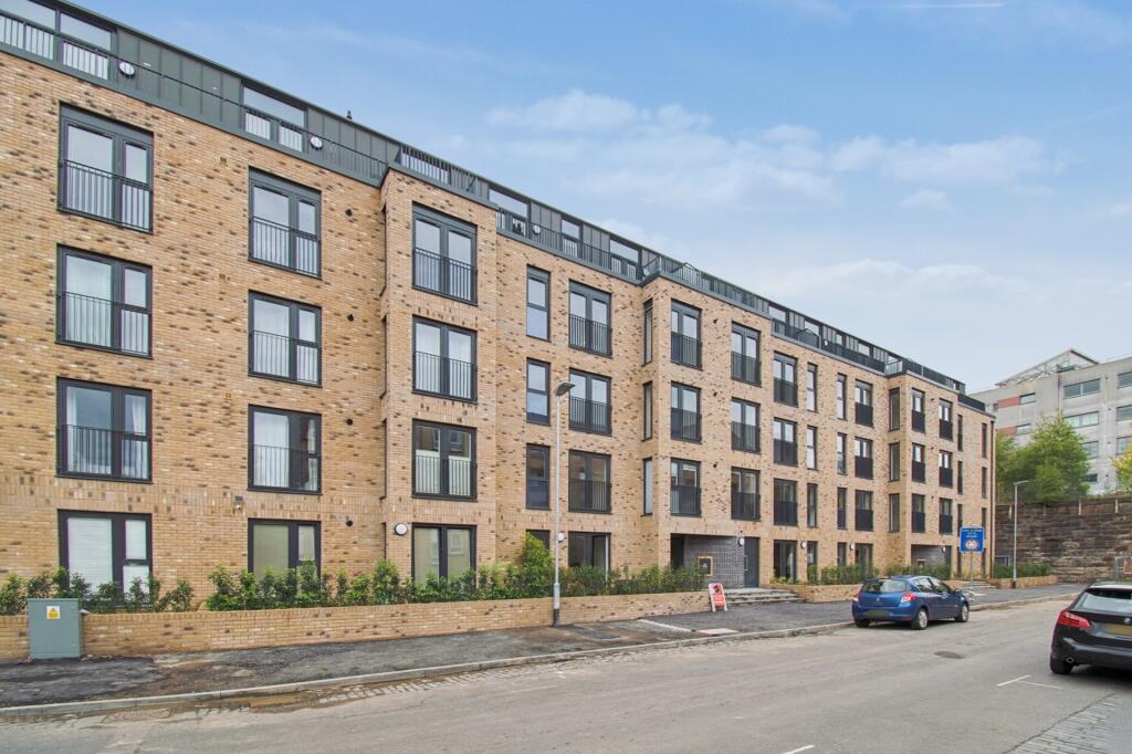 2 bed 1st Floor Flat for rent in Glasgow. From Clyde Property - Westend - Lettings