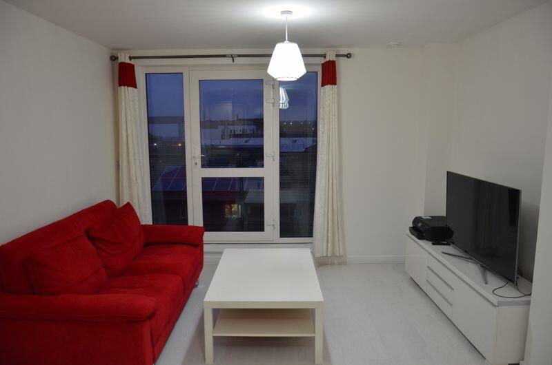 2 bed 1st Floor Flat for rent in Slough. From Langhams Estate Agents - Slough 2 bed 1st Floor Flat for rent in Slough. From Langhams Estate Agents - Slough