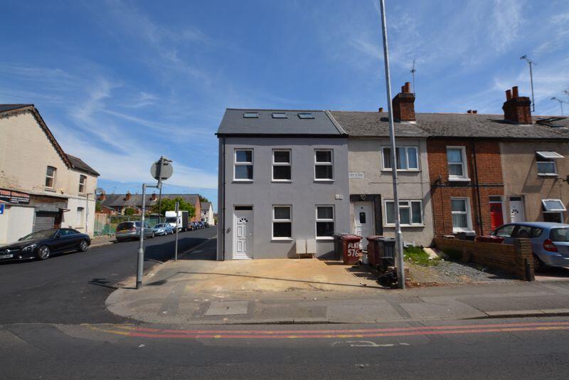 1 bed House (unspecified) for rent in Reading. From Langhams Estate Agents - Slough