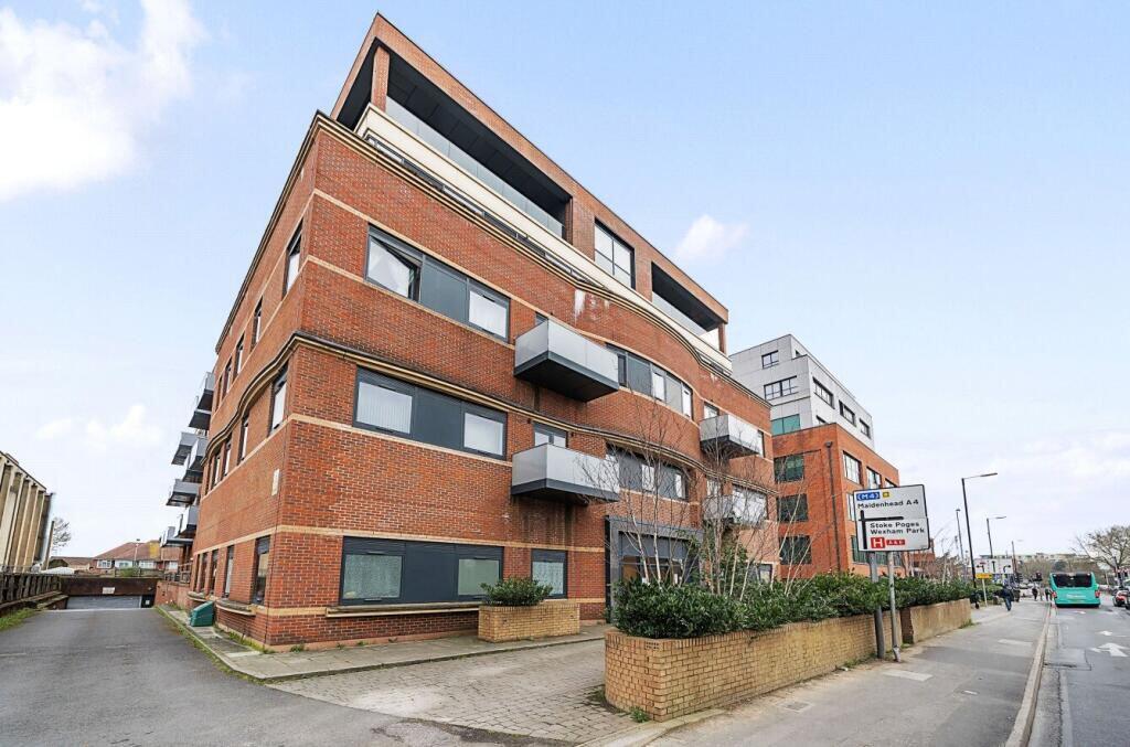 1 bed 1st Floor Flat for rent in Slough. From Langhams Estate Agents - Slough 1 bed 1st Floor Flat for rent in Slough. From Langhams Estate Agents - Slough