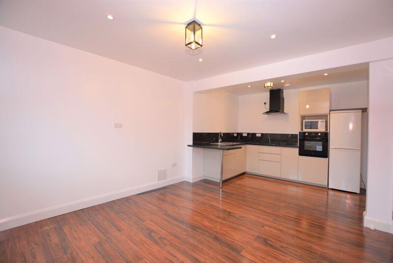 2 bed Apartment for rent in Colnbrook. From Langhams Estate Agents - Slough