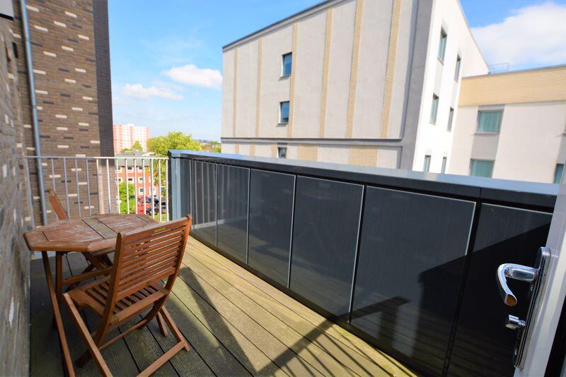 2 bed 1st Floor Flat for rent in Hitchambury. From Langhams Estate Agents - Slough 2 bed 1st Floor Flat for rent in Hitchambury. From Langhams Estate Agents - Slough