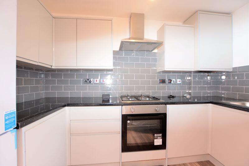 2 bed 1st Floor Flat for rent in Slough. From Langhams Estate Agents - Slough 2 bed 1st Floor Flat for rent in Slough. From Langhams Estate Agents - Slough