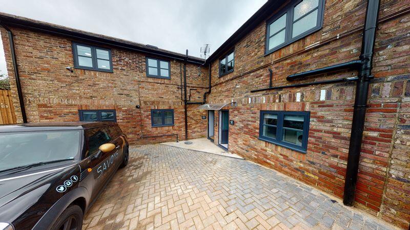 1 bed 1st Floor Flat for rent in Slough. From Langhams Estate Agents - Slough