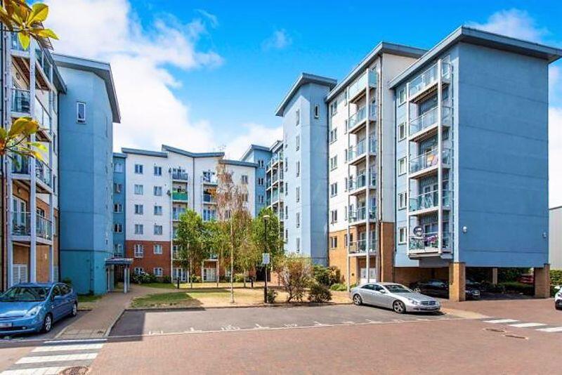 2 bed 1st Floor Flat for rent in Slough. From Langhams Estate Agents - Slough