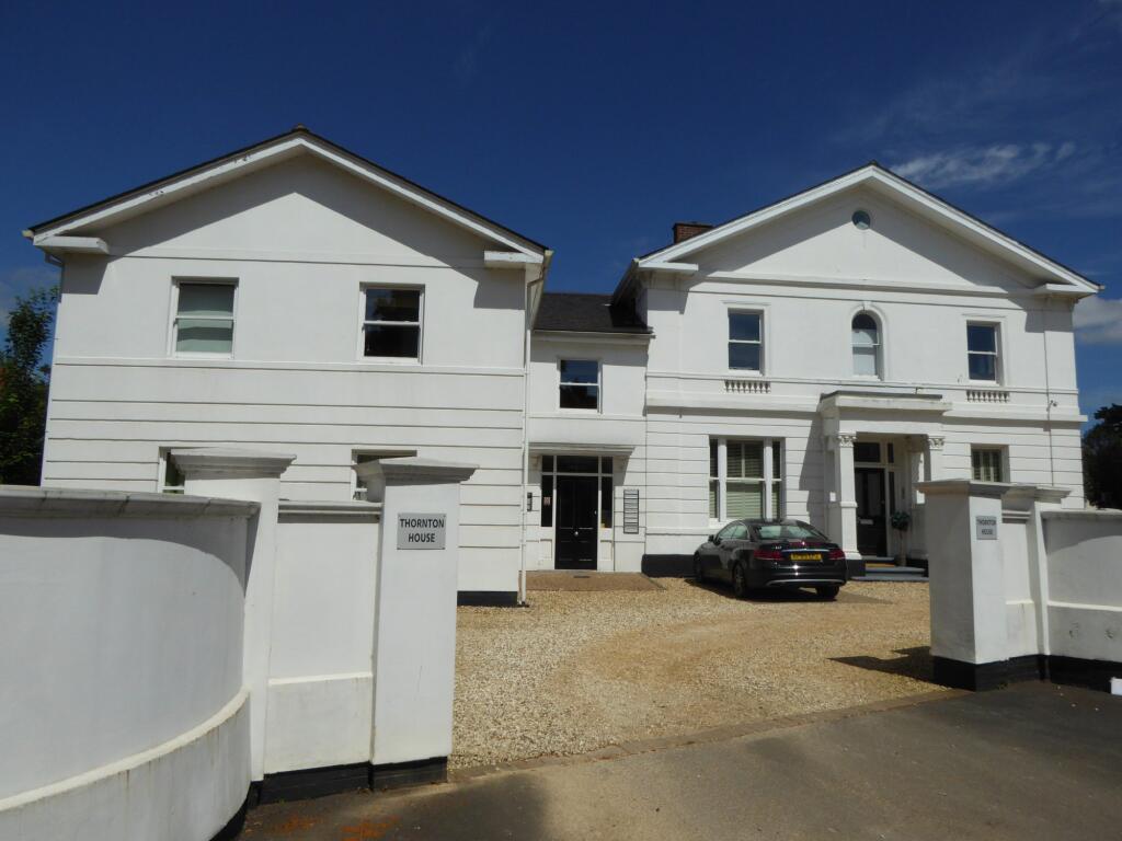 2 bed Apartment for rent in Royal Leamington Spa. From Crabb Curtis Property Services - Leamington Spa