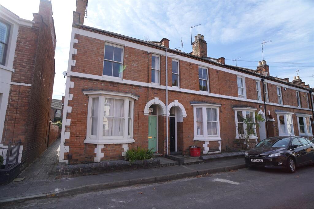 2 bed End of Terrace for rent in Whitnash. From Crabb Curtis Property Services - Leamington Spa 2 bed End of Terrace for rent in Whitnash. From Crabb Curtis Property Services - Leamington Spa