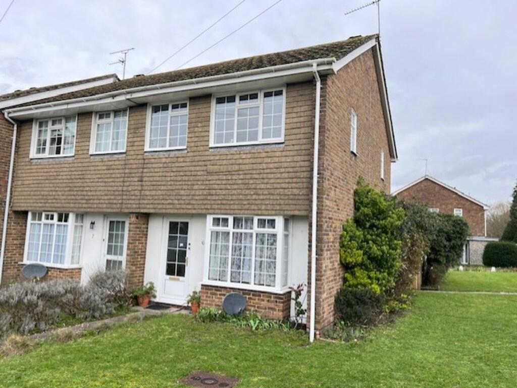 2 bed End of Terrace for rent in Cootham. From Fowlers - Billingshurst