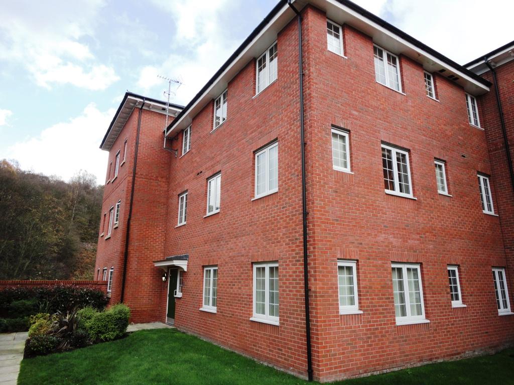 2 bed Apartment for rent in Outwood. From Fozard Properties Ltd - Upton