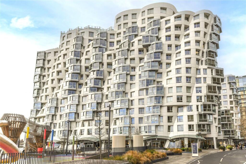 2 bed 1st Floor Flat for rent in Battersea. From Fraser & Co - London West End