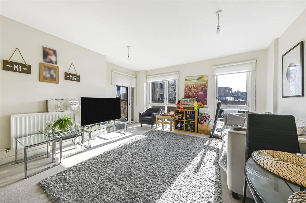 1 bed 1st Floor Flat for rent in Ilford. From Fraser & Co - London West End