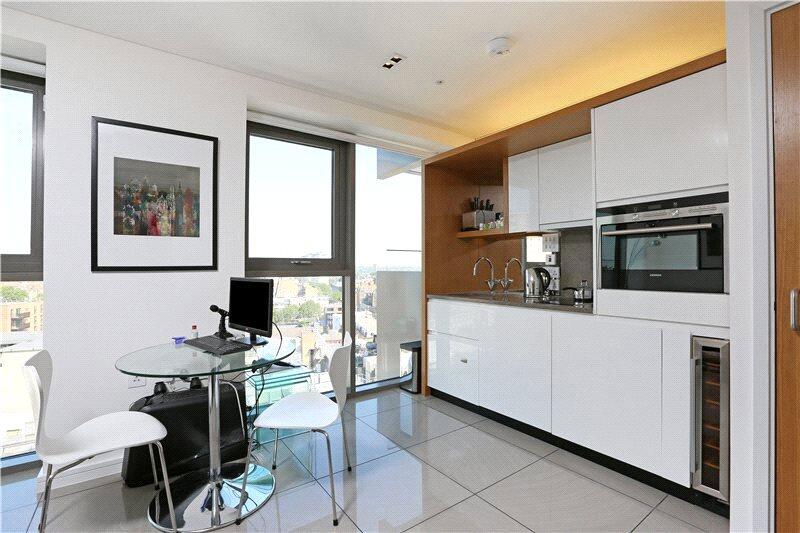 4 bed 1st Floor Flat for rent in London. From Fraser & Co - London West End