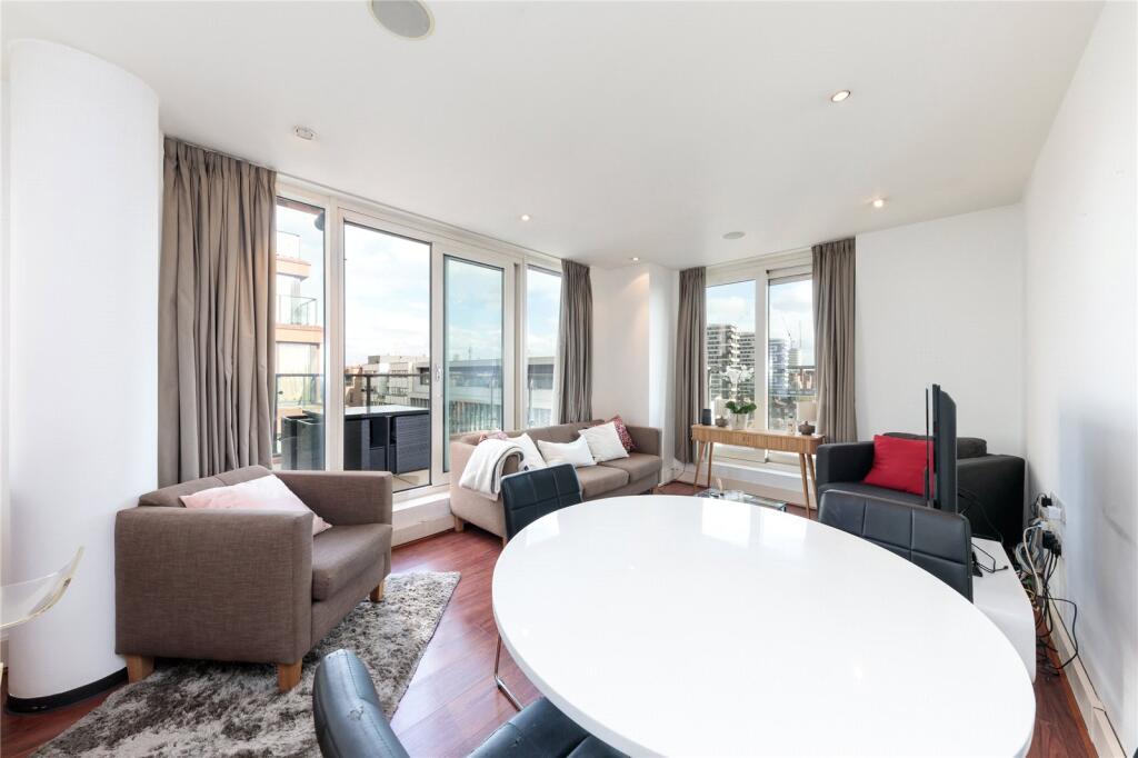 2 bed 1st Floor Flat for rent in London. From Fraser & Co - London West End