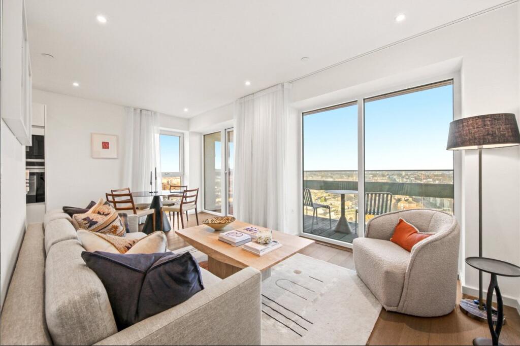 2 bed 1st Floor Flat for rent in London. From Fraser & Co - London West End