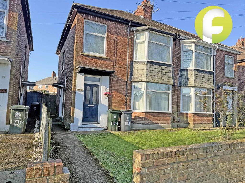2 bed 1st Floor Flat for rent in Meadow Well. From Fresh Property Centre - North Shields