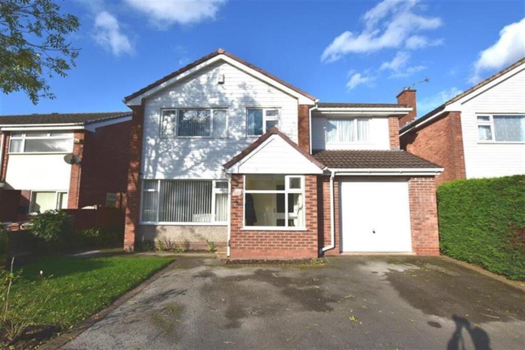 4 bed Detached for rent in Bramhall. From Gascoigne Halman - Bramhall 4 bed Detached for rent in Bramhall. From Gascoigne Halman - Bramhall