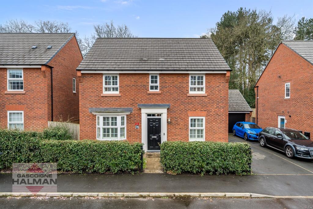 4 bed Detached for rent in Wilmslow. From Gascoigne Halman - Bramhall 4 bed Detached for rent in Wilmslow. From Gascoigne Halman - Bramhall