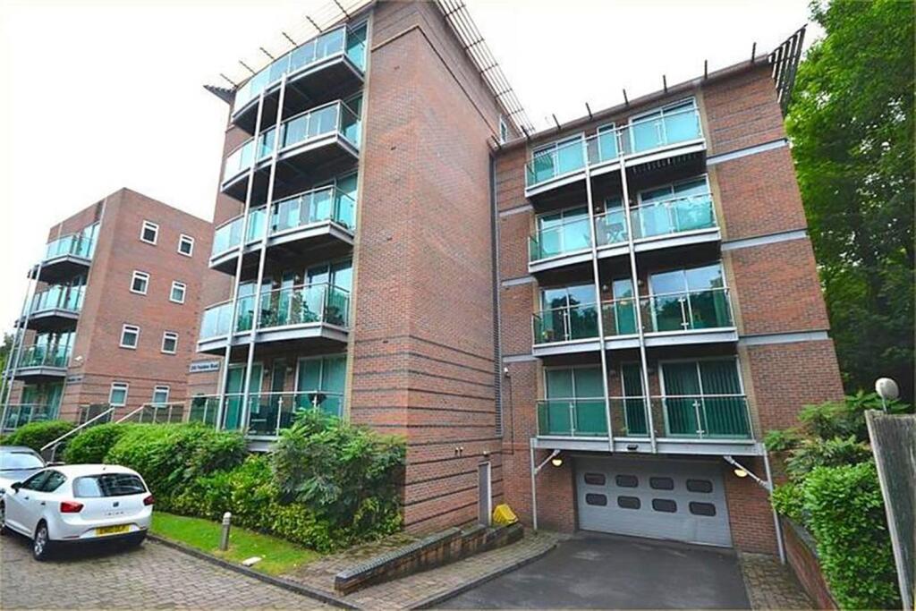 2 bed Apartment for rent in Gatley. From Gascoigne Halman - Didsbury