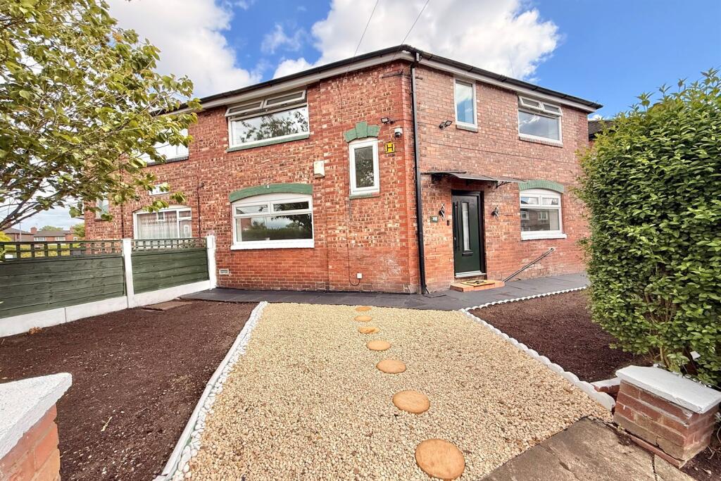 3 bed Semi Detached for rent in Manchester. From Gascoigne Halman - Didsbury
