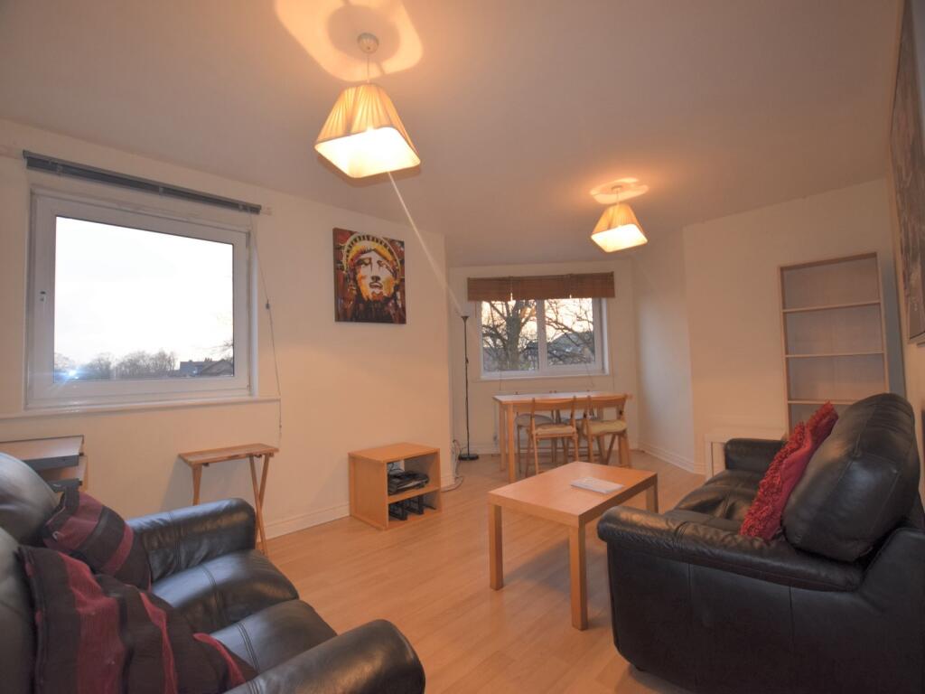 3 bed Apartment for rent in Manchester. From Gascoigne Halman - Didsbury