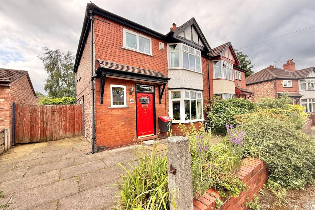 3 bed Semi Detached for rent in Gatley. From Gascoigne Halman - Didsbury 3 bed Semi Detached for rent in Gatley. From Gascoigne Halman - Didsbury