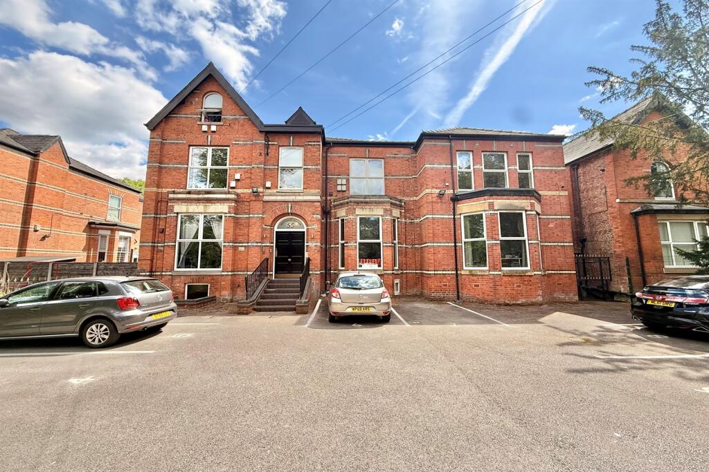 1 bed Apartment for rent in Gatley. From Gascoigne Halman - Didsbury 1 bed Apartment for rent in Gatley. From Gascoigne Halman - Didsbury