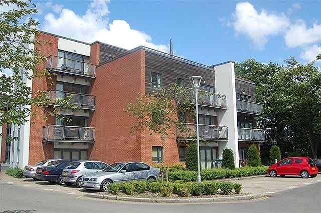 2 bed Apartment for rent in Gatley. From Gascoigne Halman - Didsbury 2 bed Apartment for rent in Gatley. From Gascoigne Halman - Didsbury