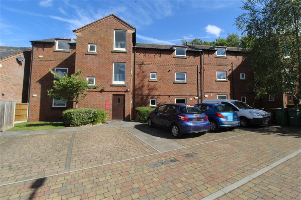 2 bed Apartment for rent in Stockport. From Gascoigne Halman - Heaton Moor