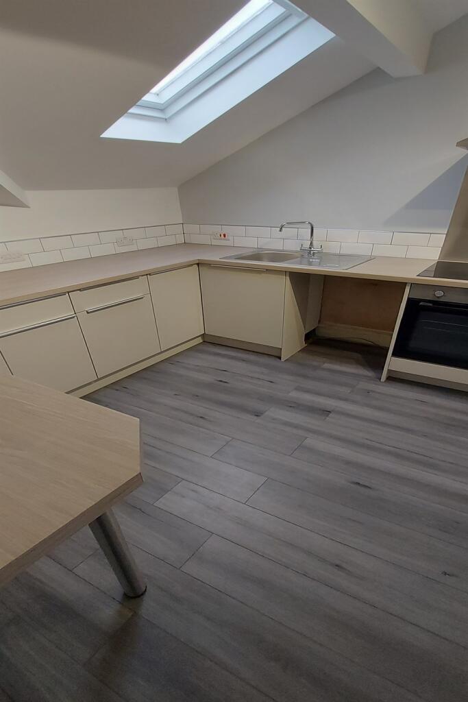 1 bed Apartment for rent in Ashton-under-Lyne. From Gascoigne Halman - Heaton Moor