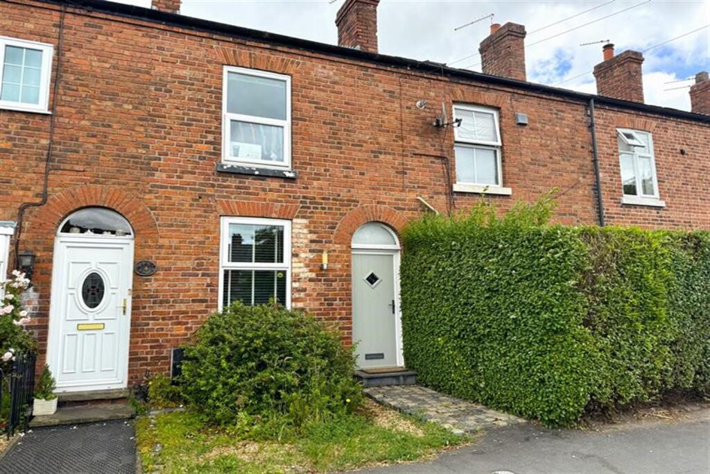 2 bed Mid Terraced House for rent in Mobberley. From Gascoigne Halman - Knutsford 2 bed Mid Terraced House for rent in Mobberley. From Gascoigne Halman - Knutsford