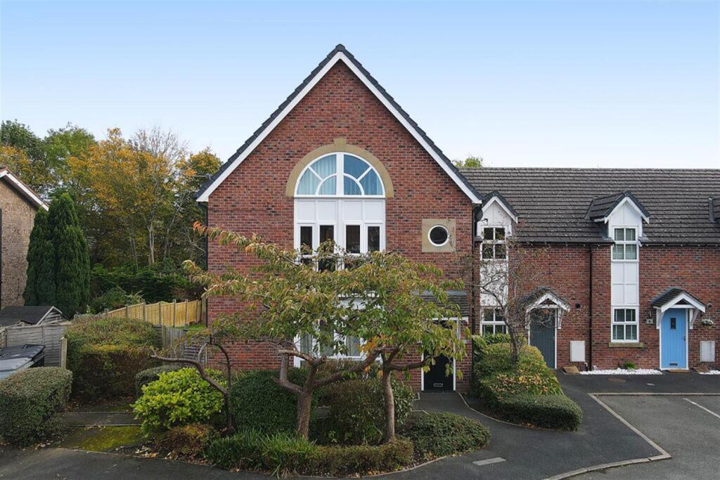 1 bed Apartment for rent in Mobberley. From Gascoigne Halman - Knutsford