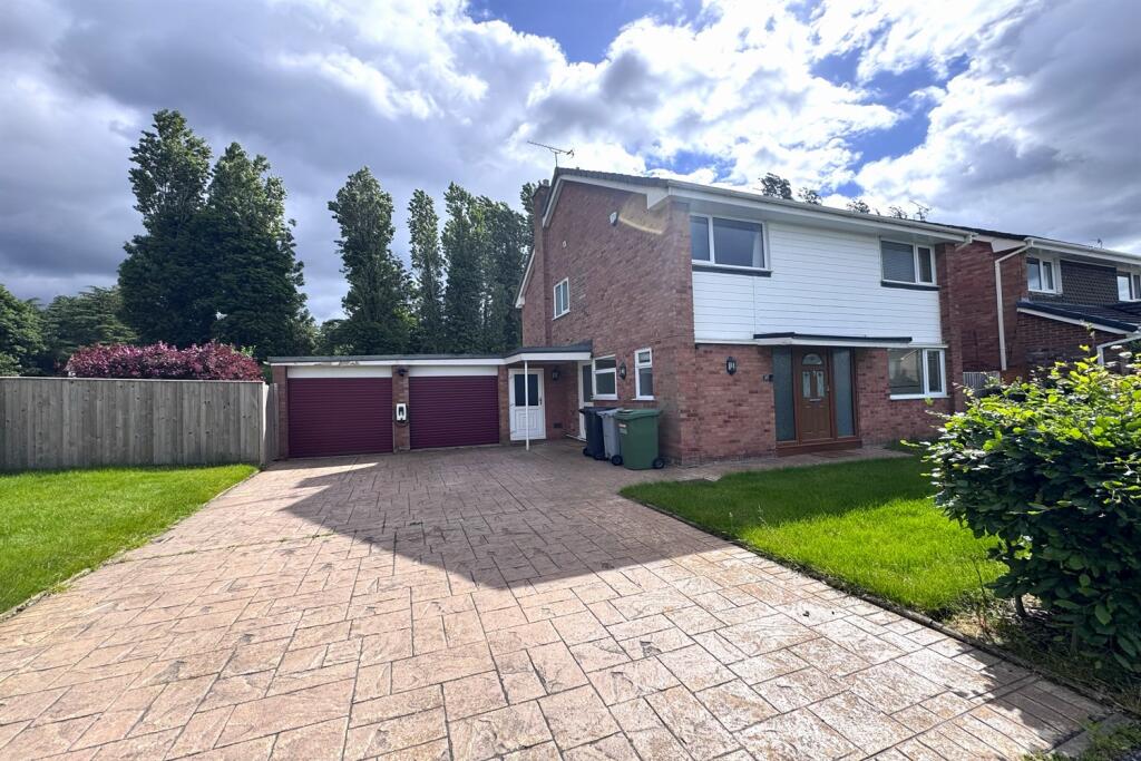 4 bed Detached for rent in Knutsford. From Gascoigne Halman - Knutsford