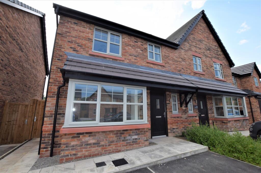 3 bed Semi Detached for rent in Macclesfield. From Gascoigne Halman - Macclesfield 3 bed Semi Detached for rent in Macclesfield. From Gascoigne Halman - Macclesfield