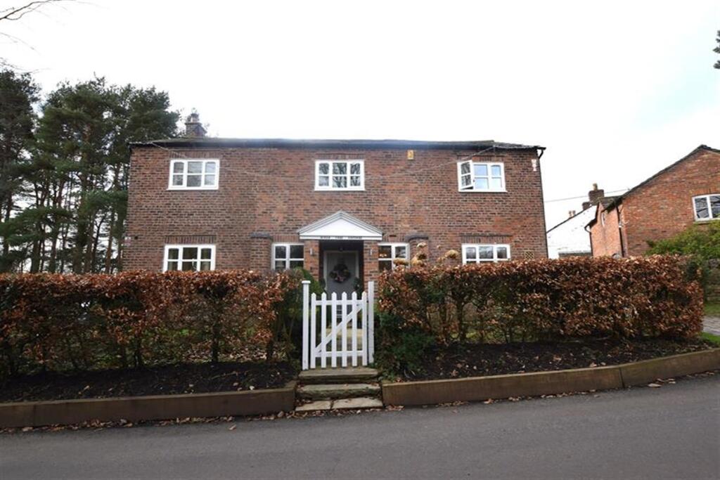 3 bed Detached for rent in Macclesfield. From Gascoigne Halman - Macclesfield
