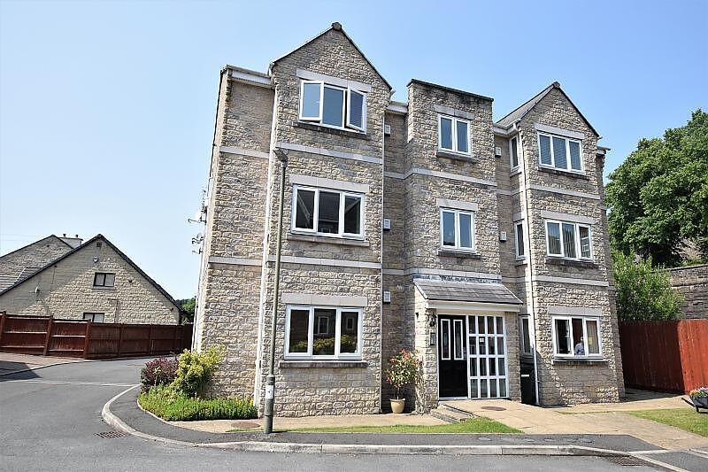 2 bed Apartment for rent in Chinley. From Gascoigne Halman - Macclesfield 2 bed Apartment for rent in Chinley. From Gascoigne Halman - Macclesfield